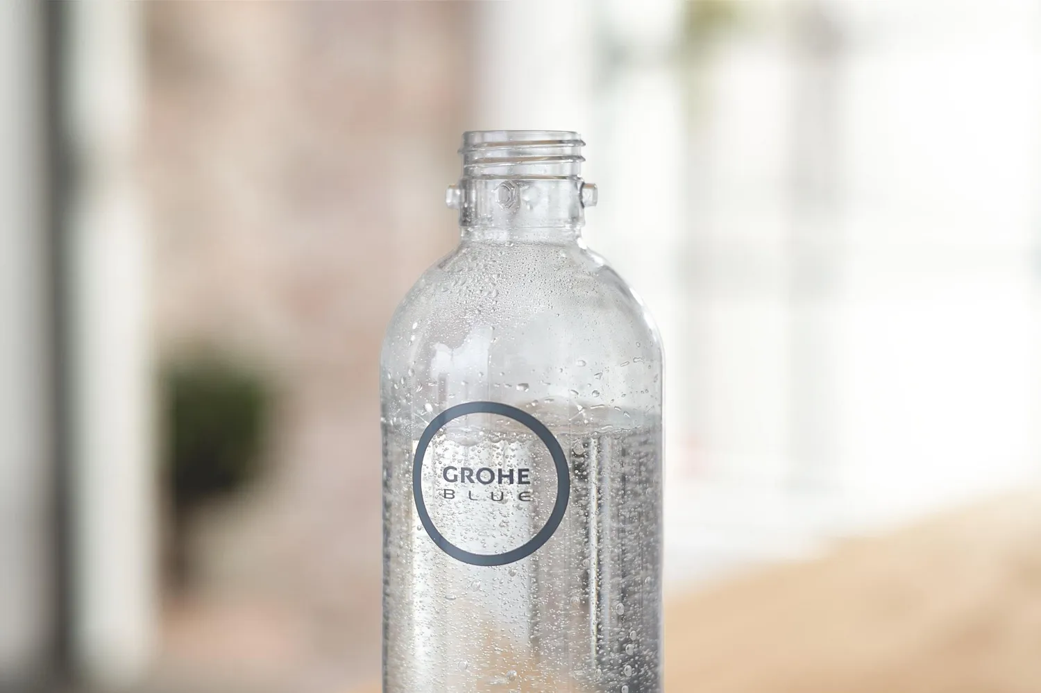 GROHE Blue Fizz Wasserflasche 850 ml schwarz BPA-frei