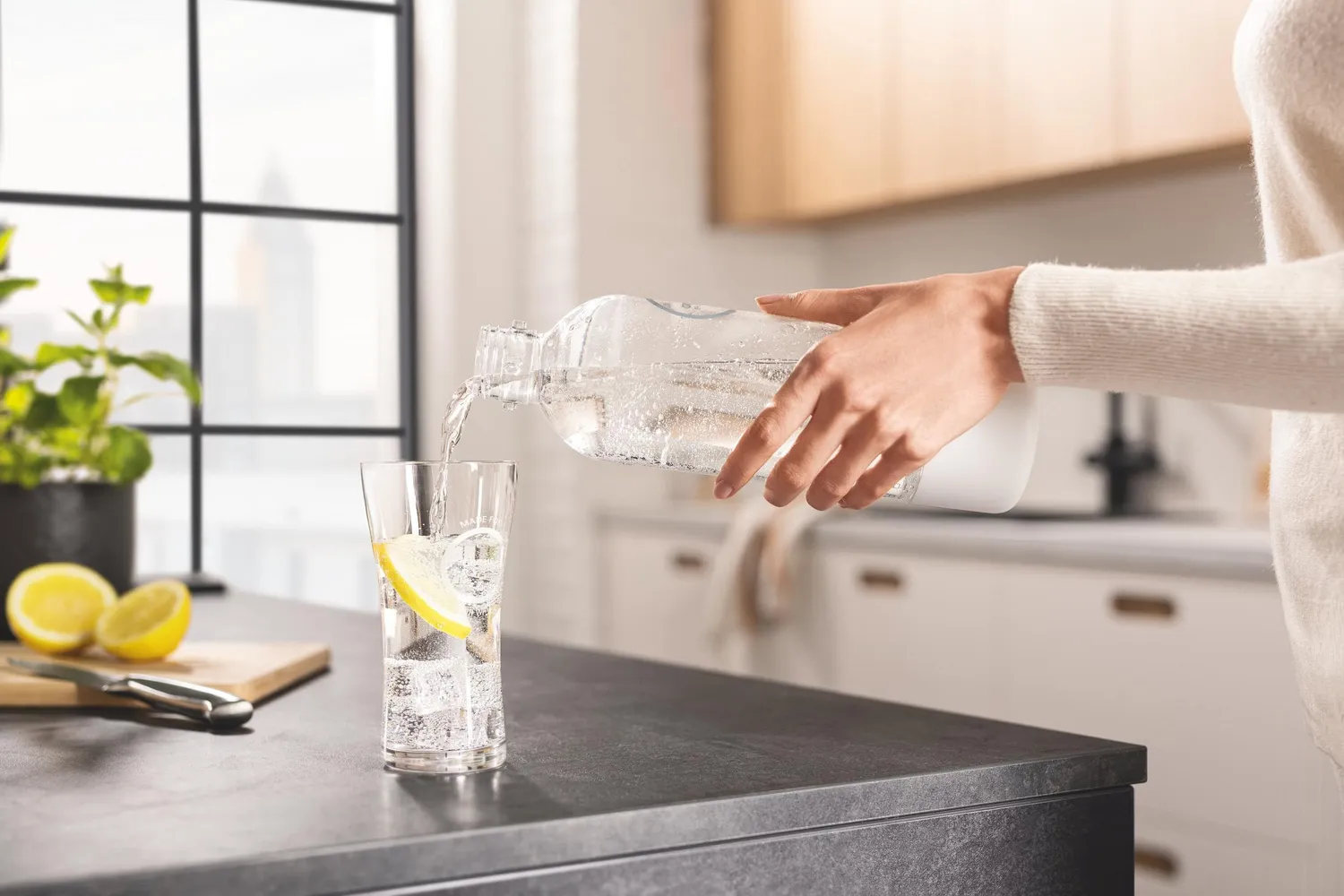 GROHE Blue Fizz Wasserflasche weiß